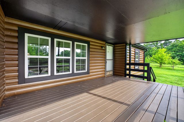 638 Manustown Rd, Woodbury, TN 37190