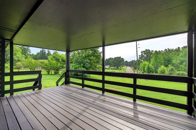 638 Manustown Rd, Woodbury, TN 37190