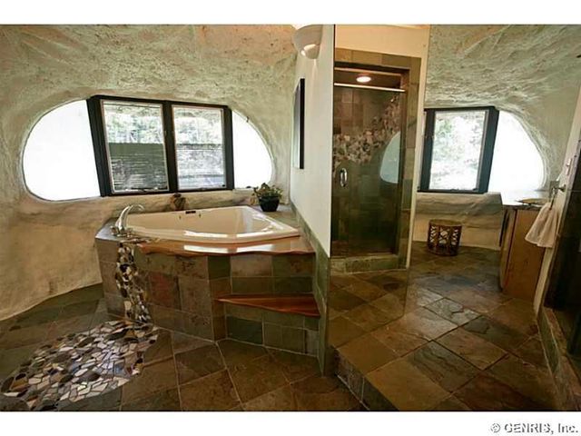 142 Park Road, Perinton, NY 14534
