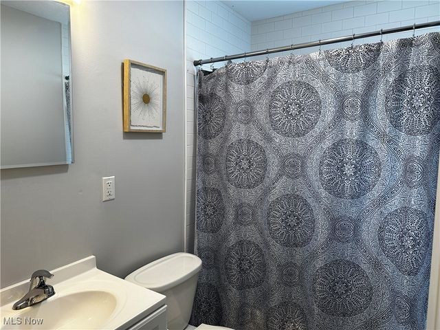 1338 Ormond Avenue, Madison, OH 44057