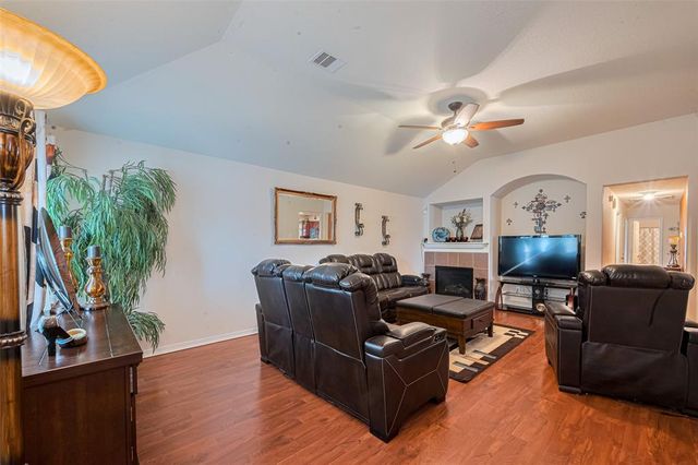 1810 Macondray Drive, Humble, TX 77396
