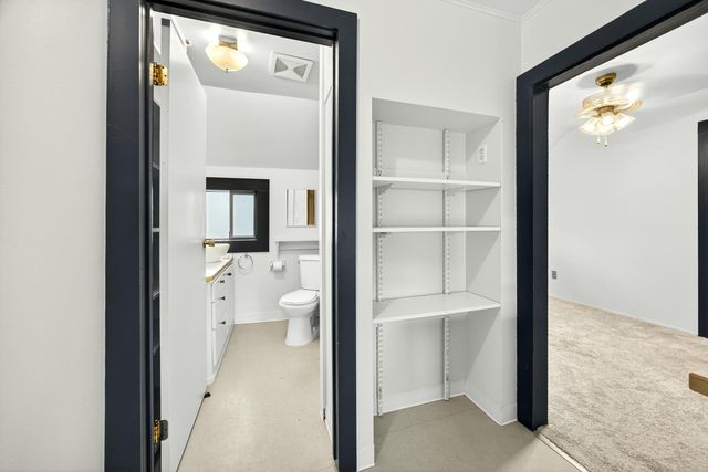 838 Dakota Avenue, Medford, OR 97501