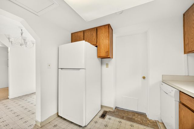 838 Dakota Avenue, Medford, OR 97501