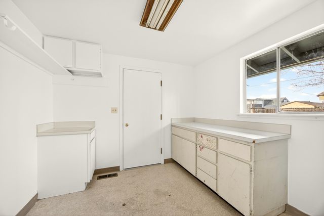 838 Dakota Avenue, Medford, OR 97501