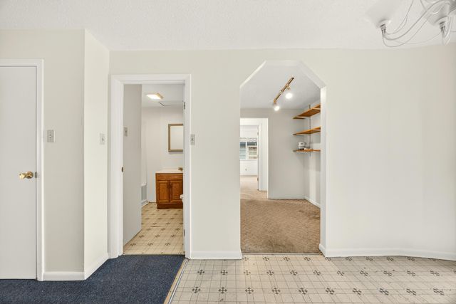 838 Dakota Avenue, Medford, OR 97501