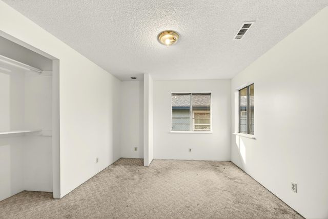 838 Dakota Avenue, Medford, OR 97501