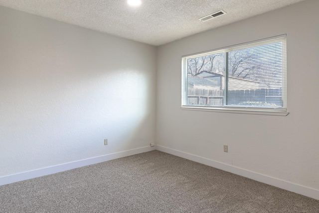 1608 Dulwich Dr, Modesto, CA 95358