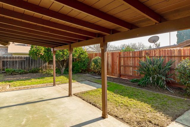 1608 Dulwich Dr, Modesto, CA 95358