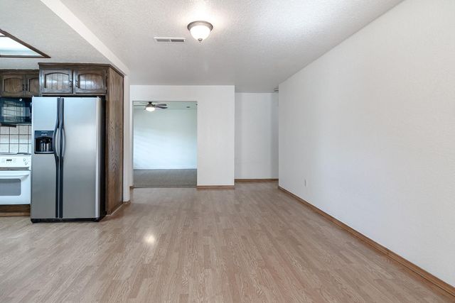 1608 Dulwich Dr, Modesto, CA 95358