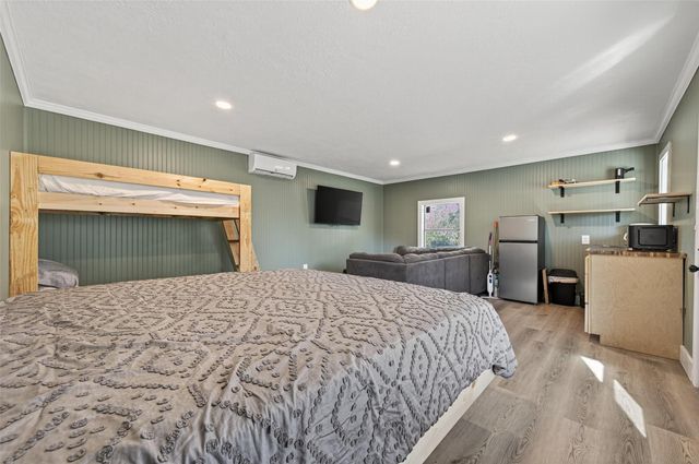 27071 Bedias Drive, Bedias, TX 77831