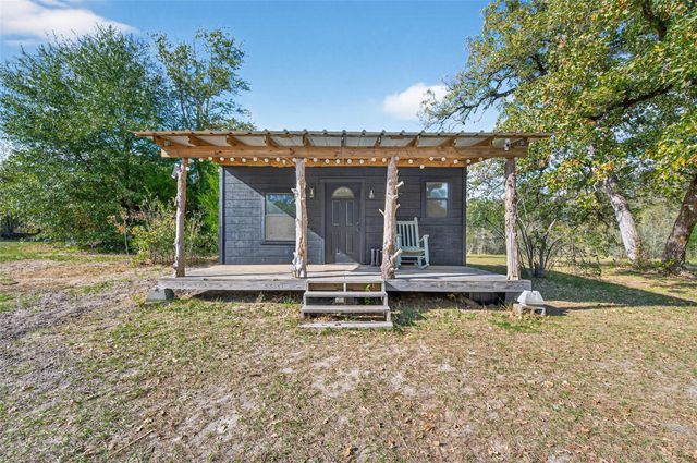 27071 Bedias Drive, Bedias, TX 77831