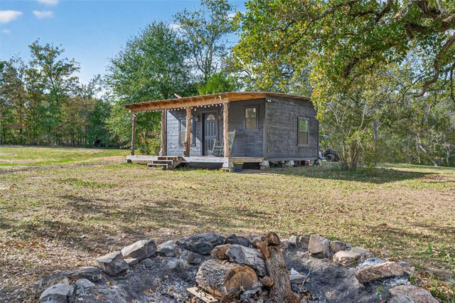 27071 Bedias Drive, Bedias, TX 77831