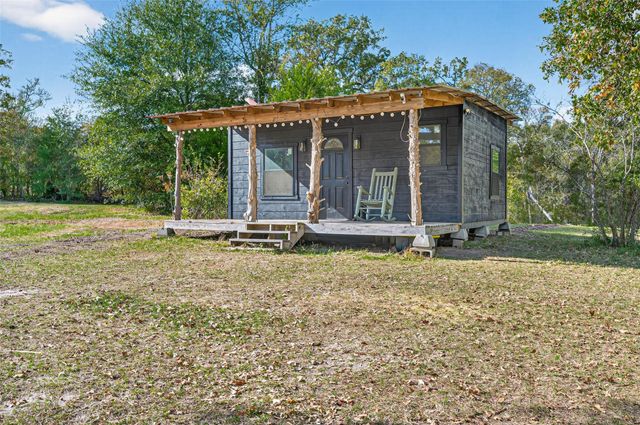 27071 Bedias Drive, Bedias, TX 77831