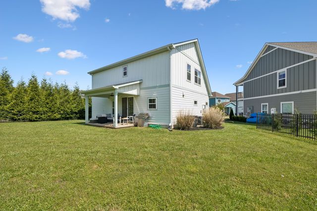 154 Barefoot Way, Winchester, TN 37398