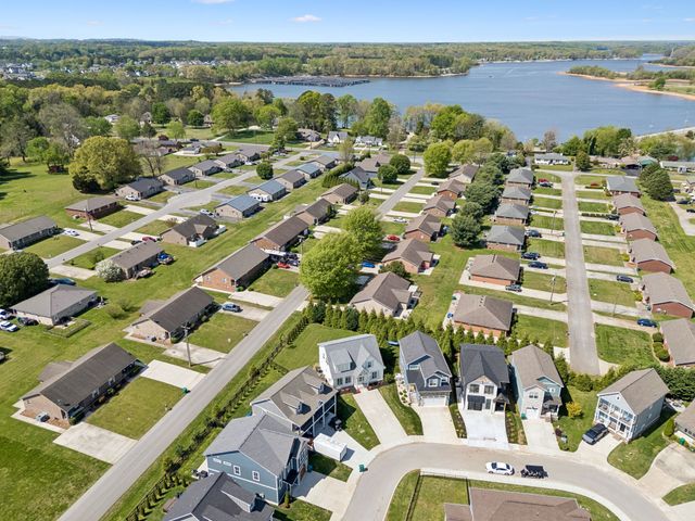 154 Barefoot Way, Winchester, TN 37398