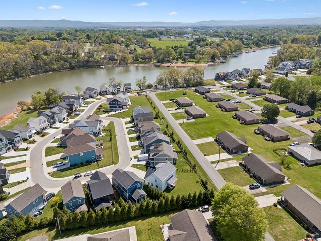 154 Barefoot Way, Winchester, TN 37398