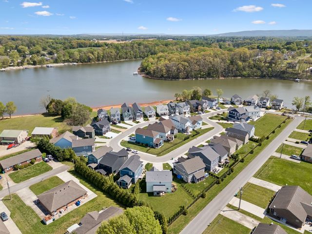 154 Barefoot Way, Winchester, TN 37398