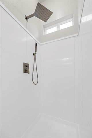 56 Road 5604, Cleveland, TX 77327