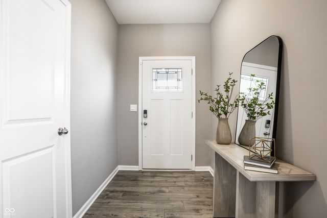 4866 W Jamestown Trace, New Palestine, IN 46163
