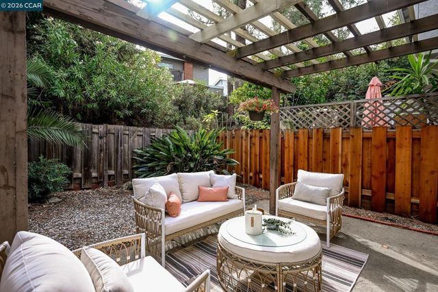 1109 1109 Cardigan Dr, Walnut Creek, CA 94596