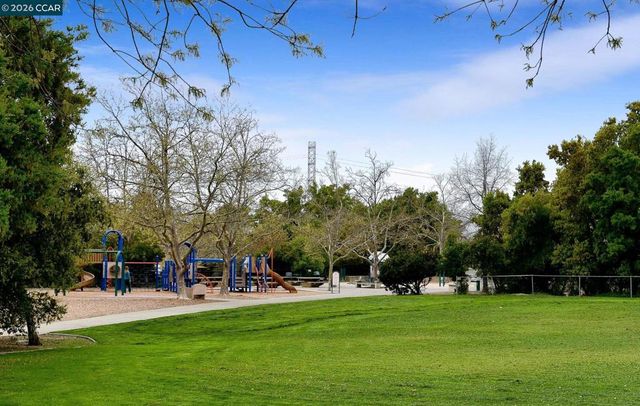 1109 1109 Cardigan Dr, Walnut Creek, CA 94596