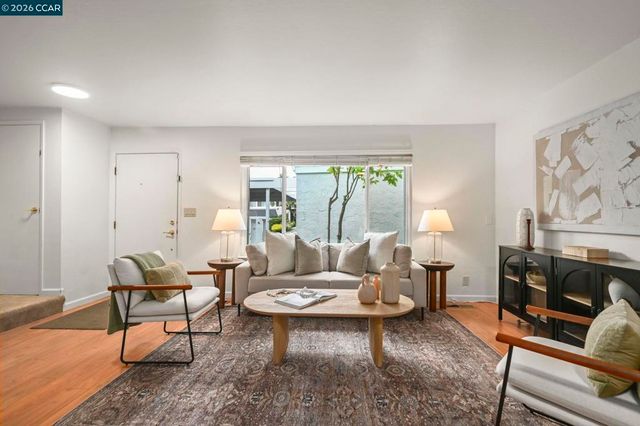 1109 1109 Cardigan Dr, Walnut Creek, CA 94596