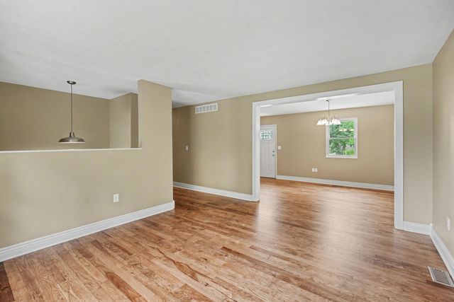 6329 Clovernook Drive, Burlington, KY 41005