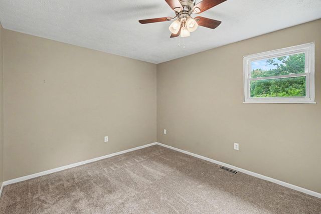 6329 Clovernook Drive, Burlington, KY 41005