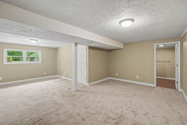 6329 Clovernook Drive, Burlington, KY 41005