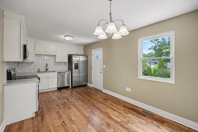 6329 Clovernook Drive, Burlington, KY 41005