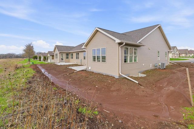 336 Twilight TRAIL, Fond Du Lac, WI 54937