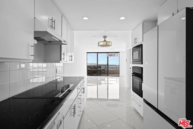 4267 Marina City Dr PH 4, Marina Del Rey, CA 90292