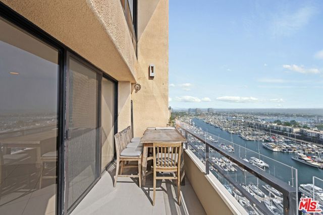 4267 Marina City Dr PH 4, Marina Del Rey, CA 90292