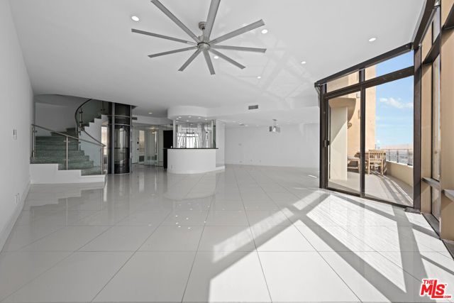 4267 Marina City Dr PH 4, Marina Del Rey, CA 90292