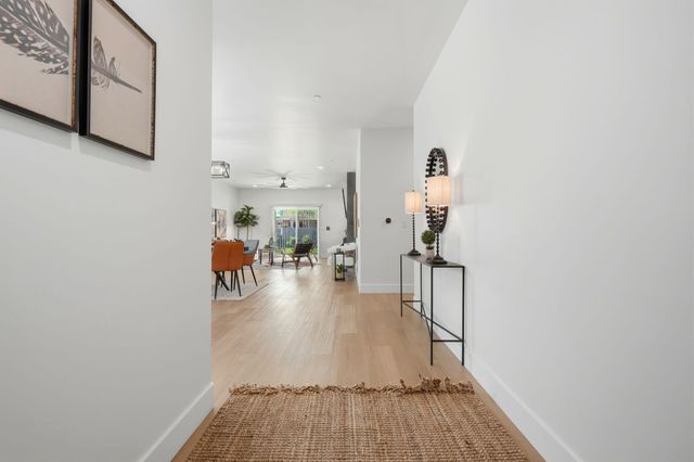 1370 Meadow Avenue, Exeter, CA 93221