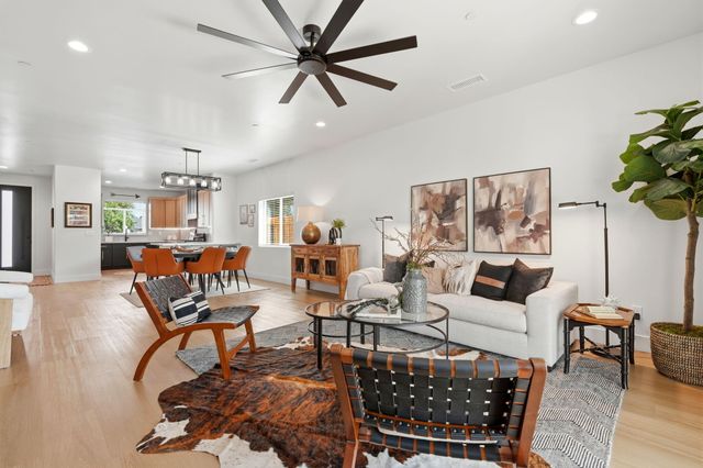 1370 Meadow Avenue, Exeter, CA 93221