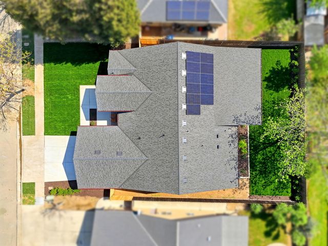 1370 Meadow Avenue, Exeter, CA 93221