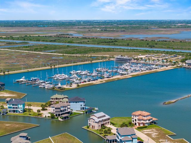 2 Loggerhead, Hitchcock, TX 77563