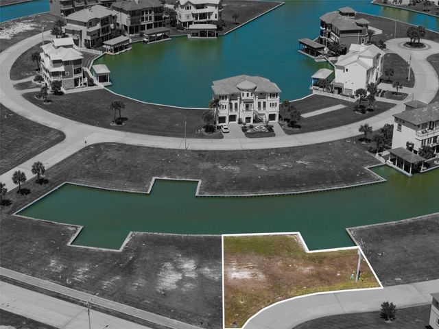 2 Loggerhead, Hitchcock, TX 77563