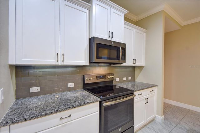 7408 RIDGELAKE CIRCLE, Bradenton, FL 34203