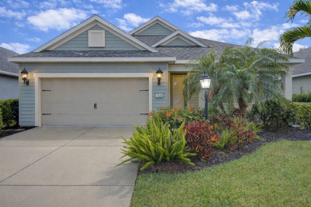 7408 RIDGELAKE CIRCLE, Bradenton, FL 34203
