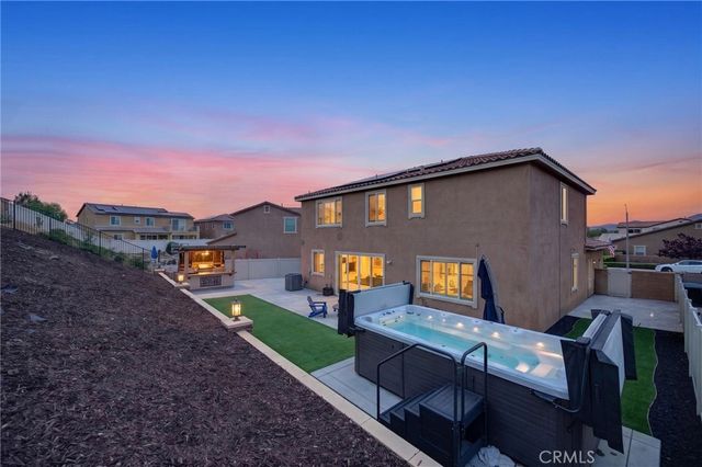 35307 Weather Way, Murrieta, CA 92563