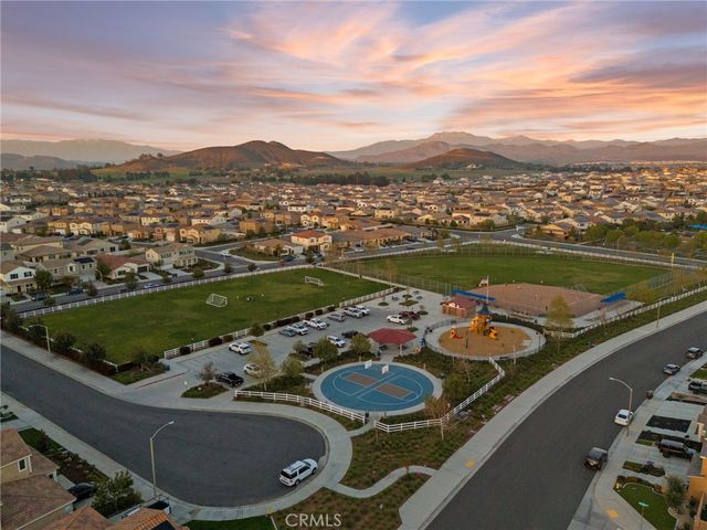 35307 Weather Way, Murrieta, CA 92563