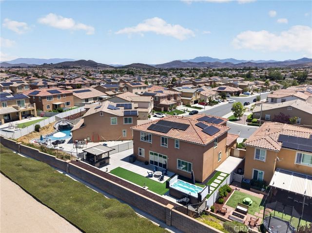 35307 Weather Way, Murrieta, CA 92563