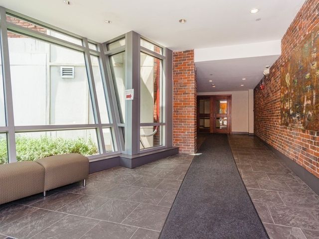 99 Chestnut Hill Ave 202, Boston, MA 02135