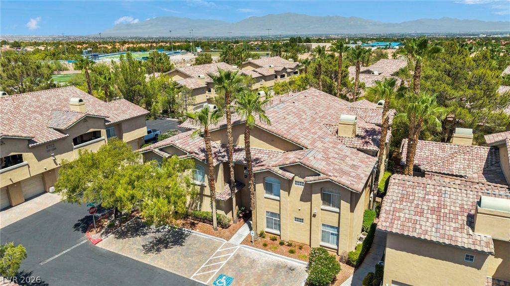 8709 Red Rio Drive 203, Las Vegas, NV 89128 — exterior