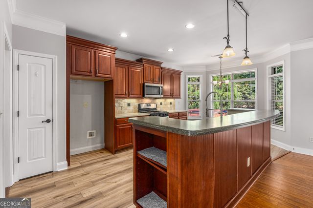 724 Cams Creek, Mcdonough, GA 30253