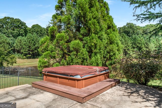 724 Cams Creek, Mcdonough, GA 30253