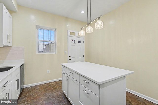 829 E CHASE ST, Baltimore, MD 21202