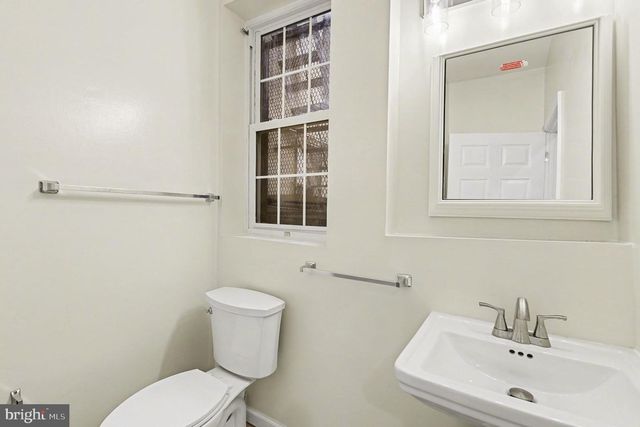 829 E CHASE ST, Baltimore, MD 21202